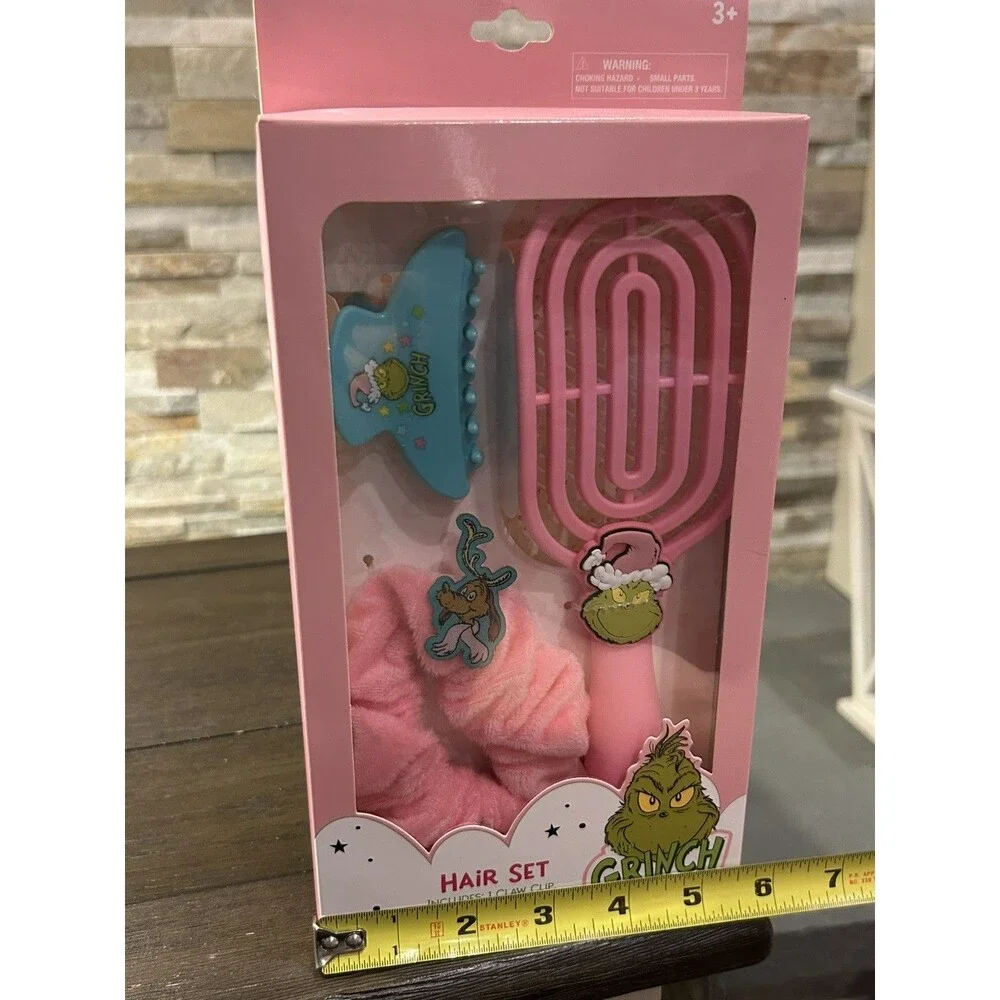 NEW, DR SEUSS THE GRINCH HAIR SET, CLAW CLIP, HAIR BRUSH, SCRUNCHIE